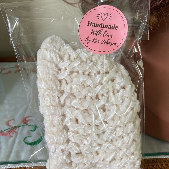 Hand Crafted Exceptionally Soft/Stretchy infinity bandanna messy bun headband - Picture 2 of 6